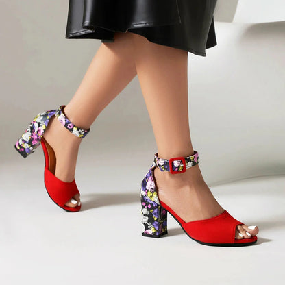 Fioretta - Square Heel Sandals